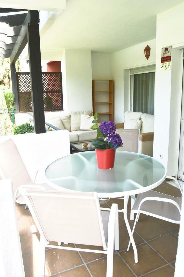 Апартаменты Puerto Banus With Private Garden Марбелья Экстерьер фото