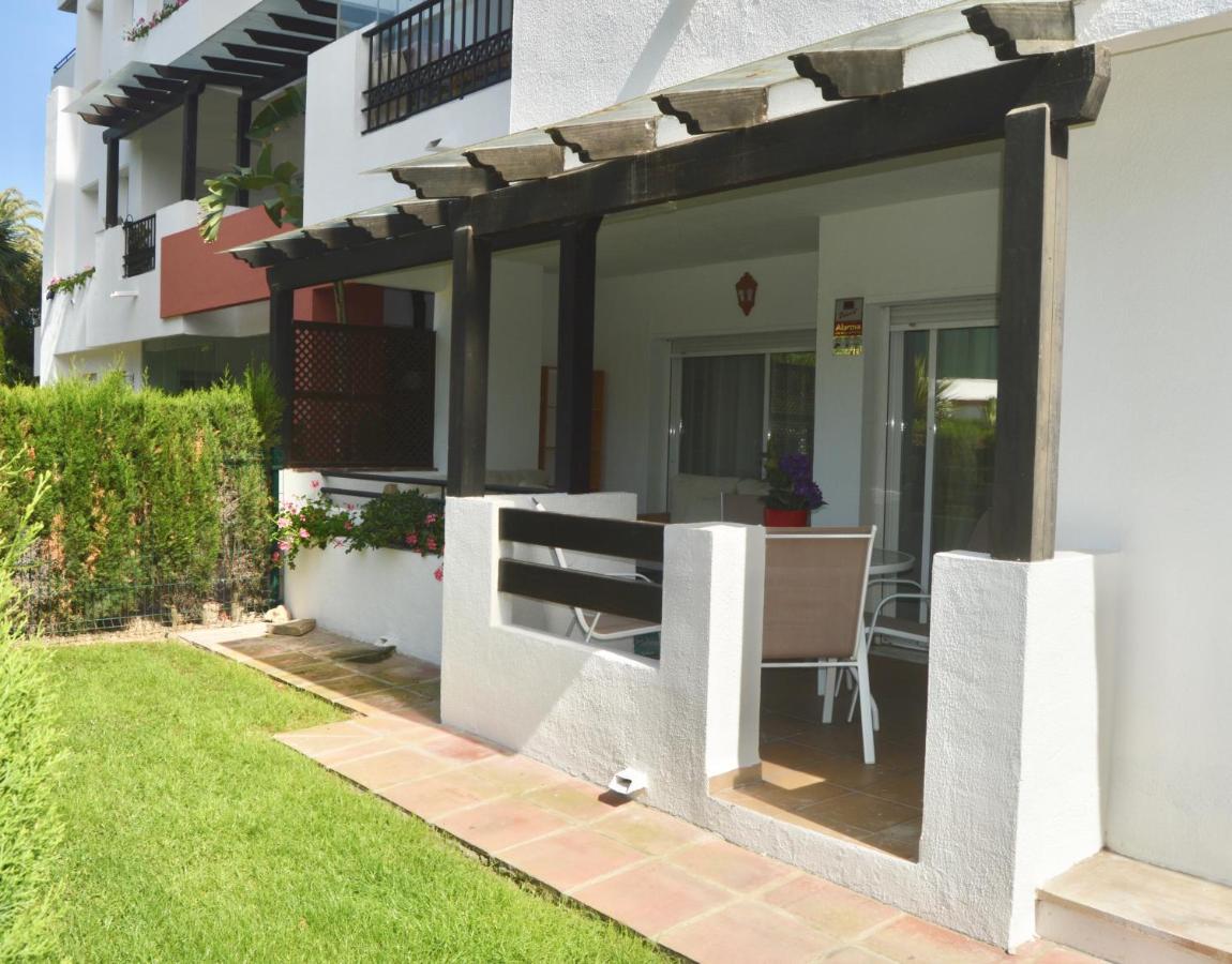 Апартаменты Puerto Banus With Private Garden Марбелья Экстерьер фото